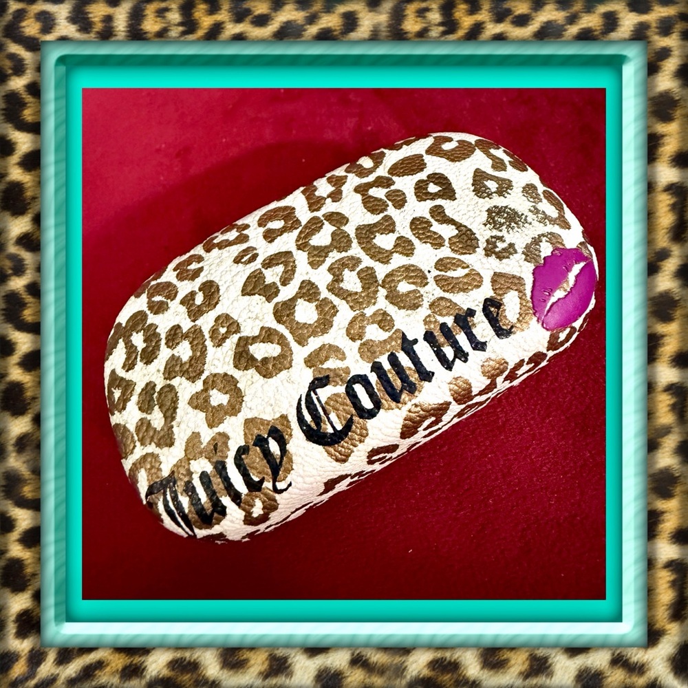 👑✅PRICE FIRM✅ Juicy Couture Leopard Print Sunglasses Case. Rare🔥🔥